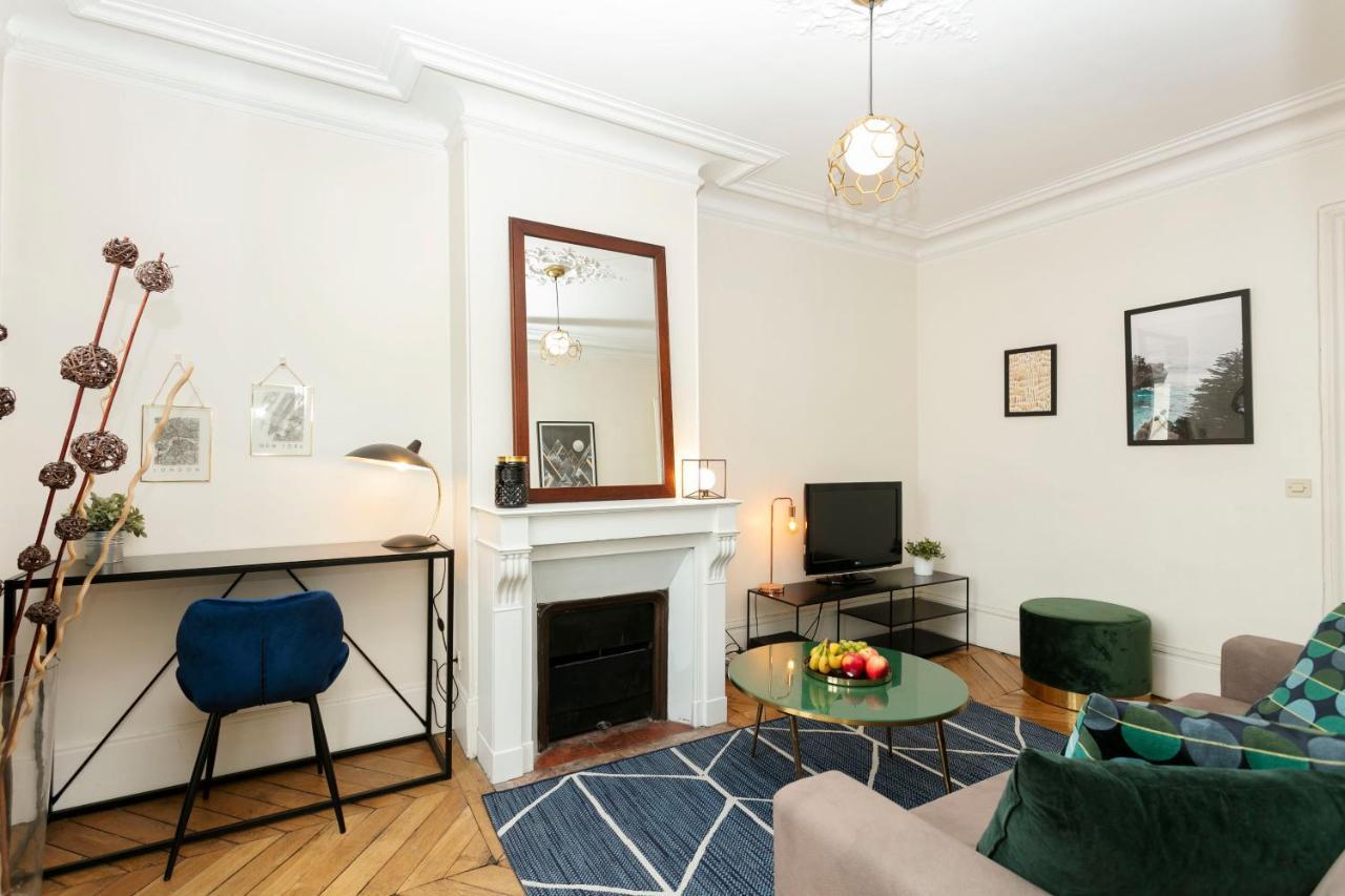 Latin Quarter With Balcony - Cityapartmentstay Paris Exterior foto